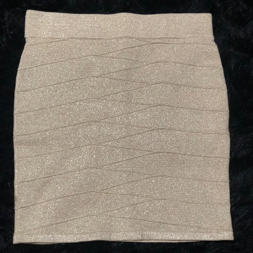 Gold shimmery mini skirt